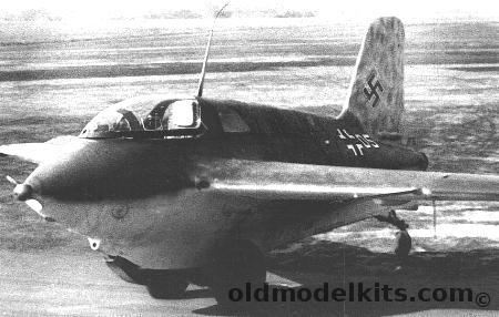 RCM 1/24 Messerschmitt Me-163 Komet plastic model kit